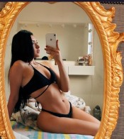 LATINA RECIéN LLEGADA