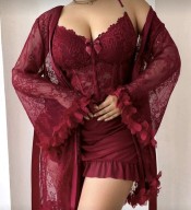 NOVEDAD ESPAÑOLA MASAJISTA TITULADA 1HORA70€