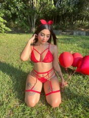 BELLÍSIMA MORENA CARIÑOSA MORBOSA Y DIVERTIDA EN VALLADOLID