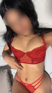 2 AMIGAS MUY SENSUALES Y JUGUETONAS...