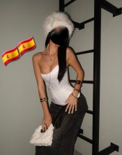 ESPAÑOLA (SPANISH GIRL) TENGO  UNA COSITA ESTRECHITA Y MOJADITA