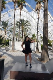 ARDIENTE DULCE Y JUGUETONA