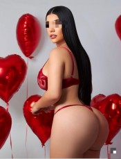 LATINA JOVEN ATREVIDA