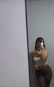 LATINA MORENA POR PRIMER VEZ EN TU CUIDAD