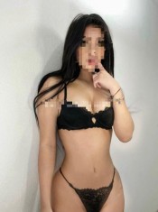 DANNY JOVENCITA CARIñOSA Y ENRROLLADA