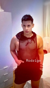 ULTIMOS DIAS EN MALAGA ,RODRIGO,DISCRETO ,EXCLUSIVO ,CON PISO PRIVADO .