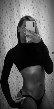 LUNA TRANS REINA DE LA GARGANTA PROFUNDA