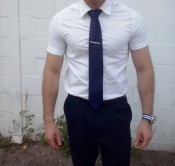 MAESTRO IMPARTE SESIONES DE SADOMASOQUISMO