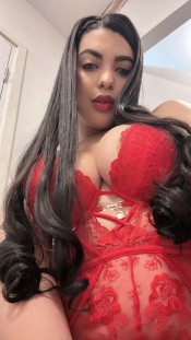 UNA HERMOSA COLOMBIANA ARDIENTE