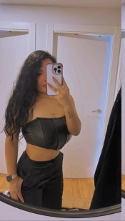 ALISON BELLA JOVEN COLOMBIANA