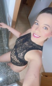 MIA NOVEDAD PRECIOSA JOVEN ARDIENTE EN FERROL