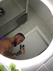 TRANS ESPAñOL JOVEN Y SENSUAL EN PLENO TETUáN