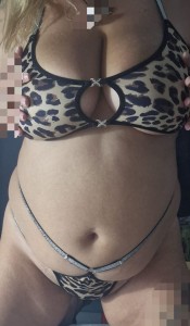 SOY CAMILA COLOMBIANA DE 25  AñOS GUAPA