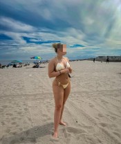 CLARA NOVEDAD RUBIA GUAPA CARIñOSA EN BARAKALDO