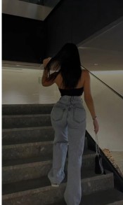 LAURA DISPONIBLE PARA SALIDA