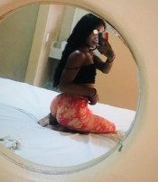 CHICA TRANS DOMINANTE ATREVIDA Y CARIÑOSA