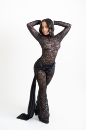 NENA EN APARTAMENTO PRIVADO INDEPENDIENTE