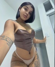 MI WHASAPP 613962371 SOY CRISTAL TU CHICA DIVINA