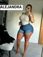 CALIENTE Y SUPER JUGUETONA// A L E J A N D R A