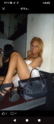 ONLY DAYS IN BENIDORM QUEEN OF PARTYS DISPUESTA A TODO CONÓCEME