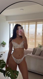 SOY MÍA UNA CHICA CON MUCHAS GANAS DE DIVERSIÓN