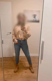 HOY MASAJES CUATRO MANOS 613708449 FIESTA CERVEZA