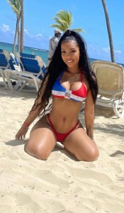 DOMINICANA  POR  PRIMERA  VEZ  EN CALPE