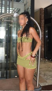 HOLA SOY ZOE UNA CHICA MUY CARIñOSA Y DIVERTIDA NU