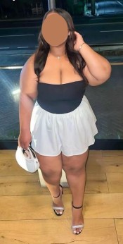 HERMOSA JOVENCITA COLOMBIANA CURVY RECIEN LLEGADA