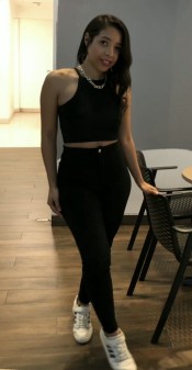 JOVENCITA CACHONDA Y MAMADORA DE POLLA