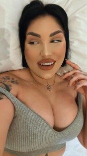 LOLA SEVILLANA ANDALUZA !!!