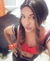 FIESTERA Y MUY MORBOSA