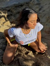 LADY, BRASILEñA RECIéN LLEGADA A GRANADA