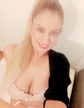 GINA PARTICULAR EXPERTA EN GARGANTA PROFUNDA