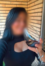 SARA LAIKA , SUCCIONADORA VAGINAL..LA MAS  CACHONDA DE TODAS