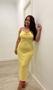 SARA LATINA FIESTERA FOLLADORA