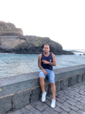 FIESTERA MORBOSA CUERPAZO CULAZO Y TETASAS SOBRETODO COMPLACIENTE