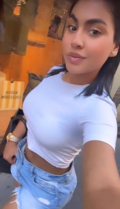 JOVENCITA CON GANAS DE CONOCERTE EN (VíA JULIA)