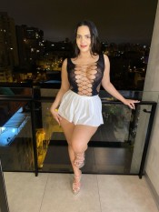 MELANIE JOVEN DELGADA