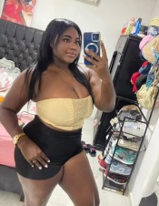 DOMINANTE CACHONDA EN SANTA CRUZ