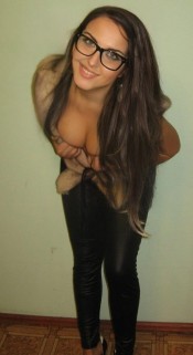 HERMOSA UCRANIANA FIESTERA SEDUCTORA MUY DISPUESTA