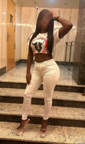 VIVO SOLA INDEPENDIENTE DISCRETA SIN PRISAS