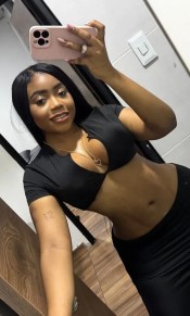 RICA VEN Y CÓMEME TODITA