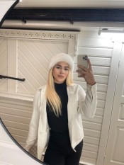 ARDIENTE JOVENCITA TRANS MUY FEMENINA Y FOGOSA