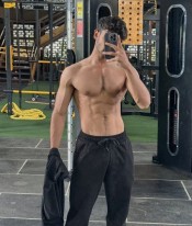 TU CHICO GAY DULCE Y APASIONADO BARCELONA