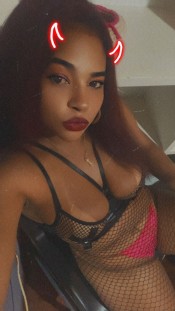 BRASILEÑA ARDIENTE FIESTERA COMPLICIDAD PASIÓN