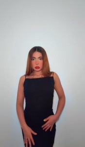 LUCIA EXQUISITA EN PONTEVEDRA (GALICIA), CON GANAS DE ACCION