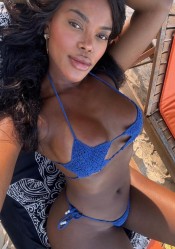 HERMOSA BRASILEÑA MUY JUGUETONA Y MUY FESTEIRA - EL JACA CAPITAL