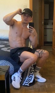 LATINO DISCRETO MADRID