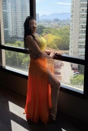 CLAUDIA FIESTERA ME ENCANTA EL GRIEGO 24H